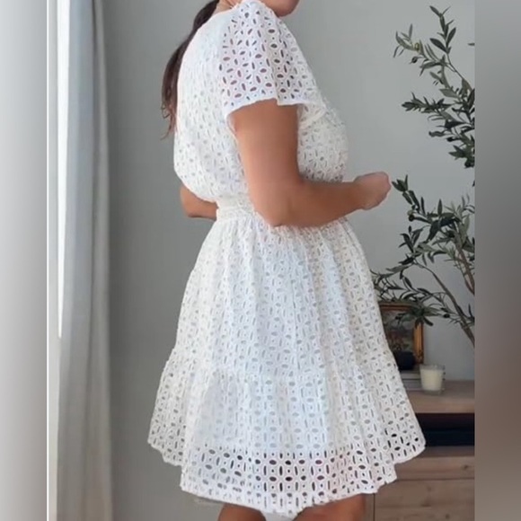 Pretty Garden Women Dress White Size S - Picture 2 of 10